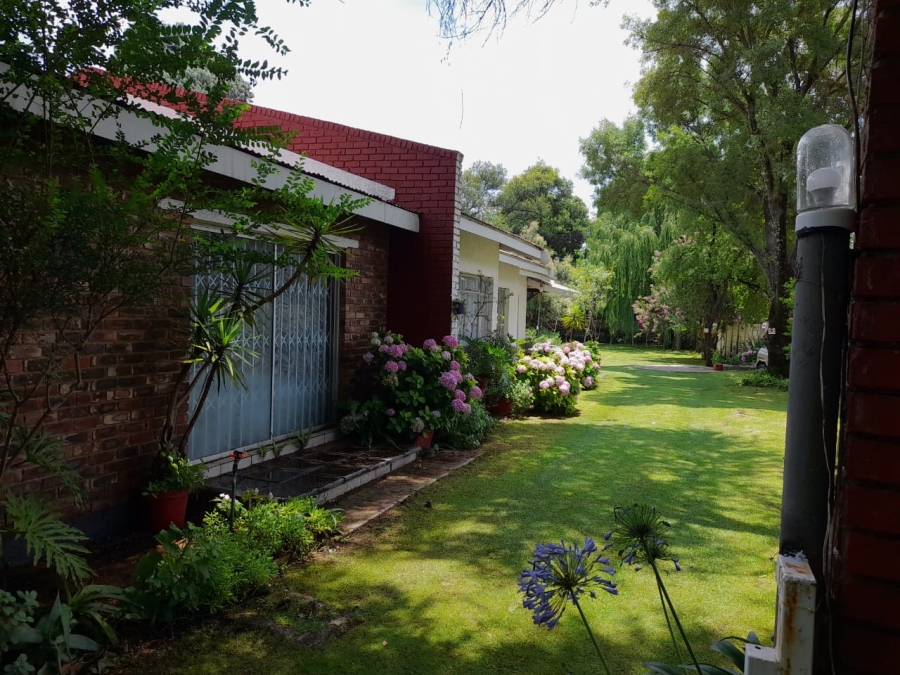 6 Bedroom Property for Sale in Parys Free State